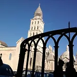 Appartement Logis 8 St Front Urbain