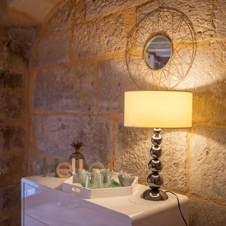 Logis 8 St Front Urbain 公寓 佩里格