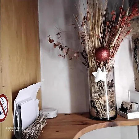 Logis 8 St Front Urbain *