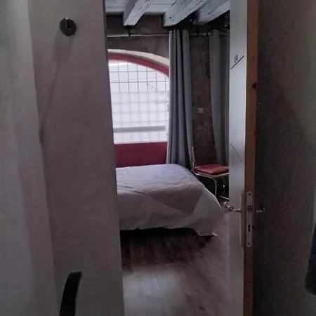 Appartement Logis 8 St Front Urbain