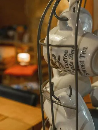 Logis 8 St Front Urbain 公寓