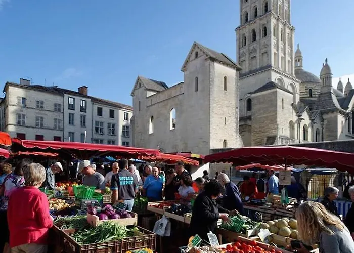 Logis 8 St Front Urbain